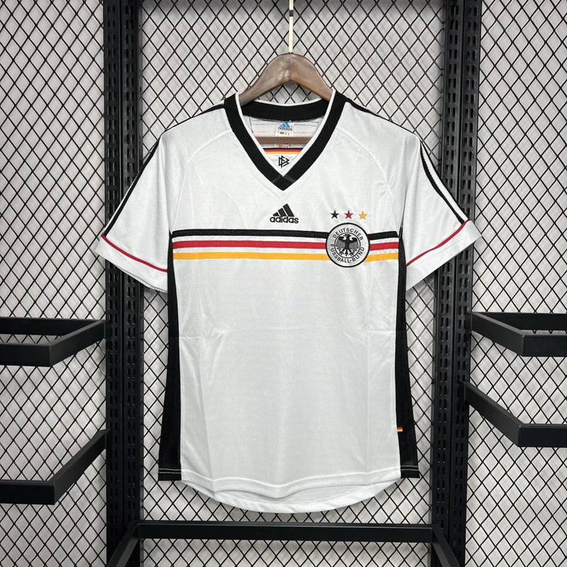 Camisa Alemanha Home 1998/99 Adidas Retrô Masculina branca com detalhes da bandeira alemã, modelo histórico para colecionadores e torcedores.