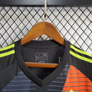 Camisa Argentina Goleiro 2024/25 Adidas Torcedor Masculina azul escuro com detalhes celestes, tecido leve e respirável – ideal para treinos, jogos e uso casual.