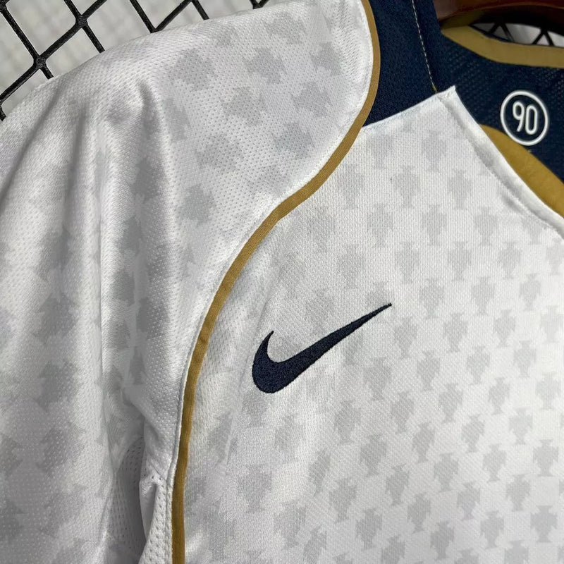 Camisa Portugal Away (2) 2004 Nike Retrô Masculina