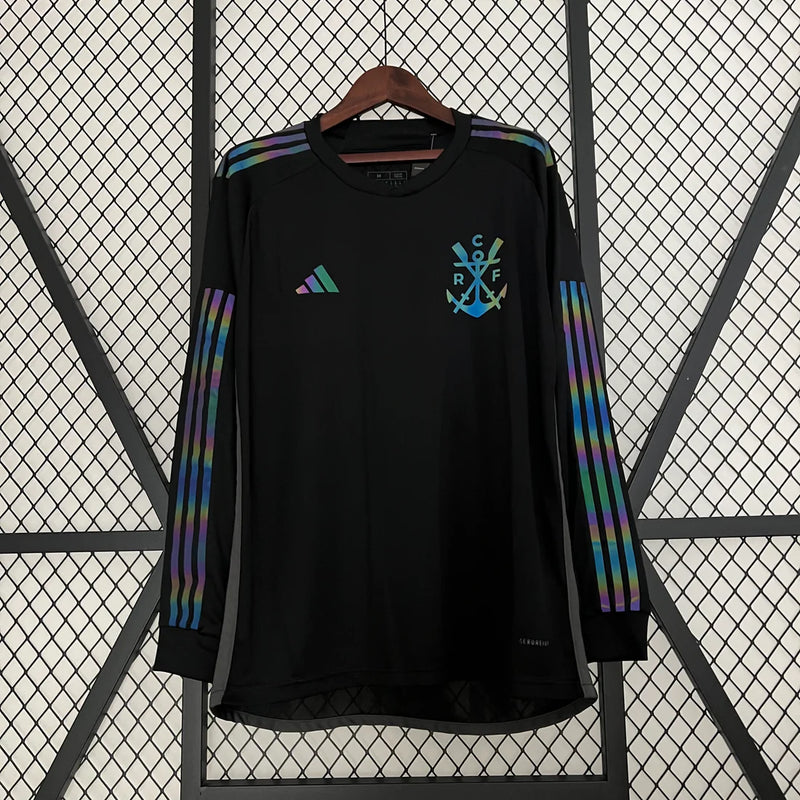 Camisa Flamengo manga longa preta 2023/24 da Adidas com escudo oficial do clube e logo Adidas, modelo torcedor masculino.