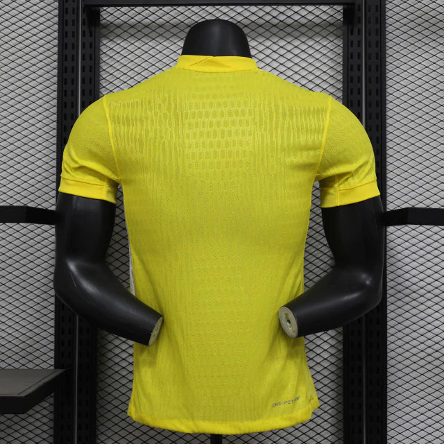 Camisa França Goleiro 2025 Nike versão jogador masculina, modelo com escudo termotransferido, tecnologia Dri-FIT ADV e design exclusivo, disponível na loja Wazemix.