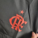Jaqueta corta vento preta do Flamengo Adidas masculina com capuz e logo 