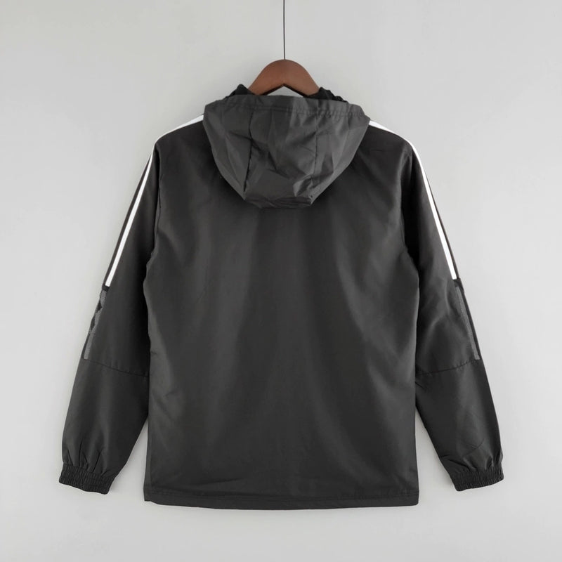 Corta vento esportivo Flamengo Adidas com tecnologia AEROREADY e design moderno