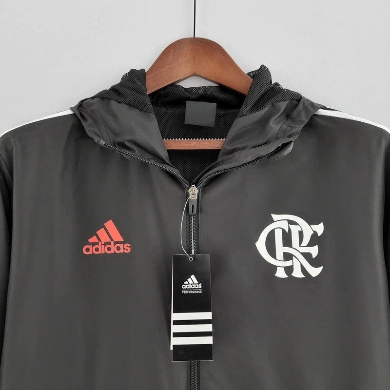 Corta vento esportivo Flamengo Adidas com tecnologia AEROREADY e design moderno