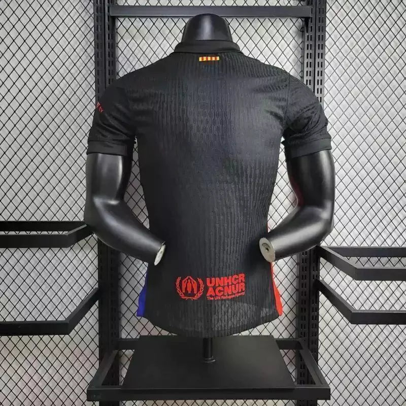 Camisa Barcelona Away II 2024/25 Nike Versão Jogador Masculina na cor preta, uniforme para torcedores e colecionadores disponível na Wazemix

