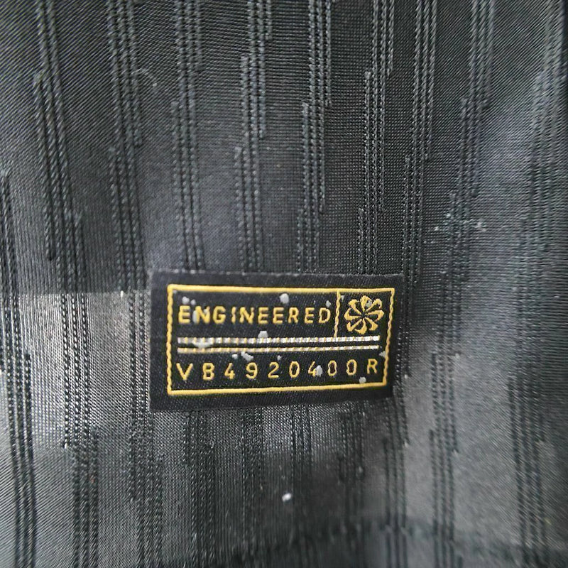 Camisa Barcelona Treino 2024/25 Nike Versão Jogador Masculina na cor preta, uniforme de treino disponível na Wazemix