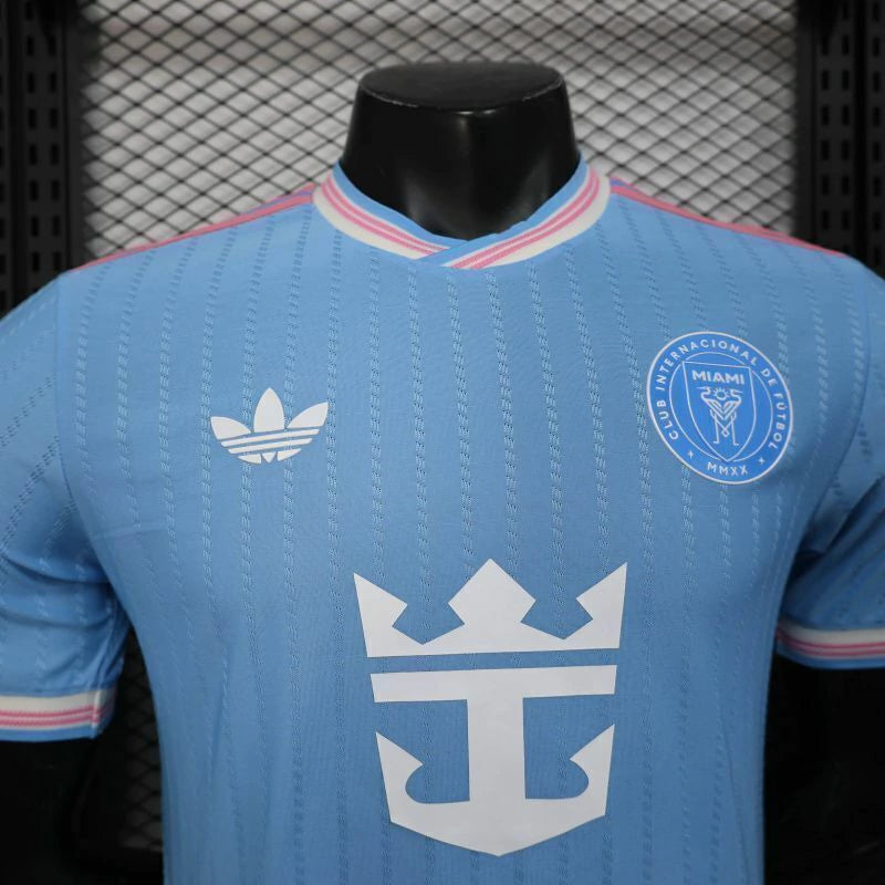 Camisa Inter Miami Third III 2025/26 Jogador Masculina na cor azul, modelo com design moderno, detalhes do clube e tecnologia voltada para performance e conforto.