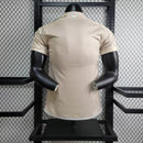 Camisa Juventus x Gucci 2024/25 Adidas Jogador Masculina, edição especial de luxo, com design exclusivo que une moda e futebol, detalhes premium e acabamento sofisticado.