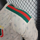 Camisa Juventus x Gucci 2024/25 Adidas Jogador Masculina, edição especial de luxo, com design exclusivo que une moda e futebol, detalhes premium e acabamento sofisticado.