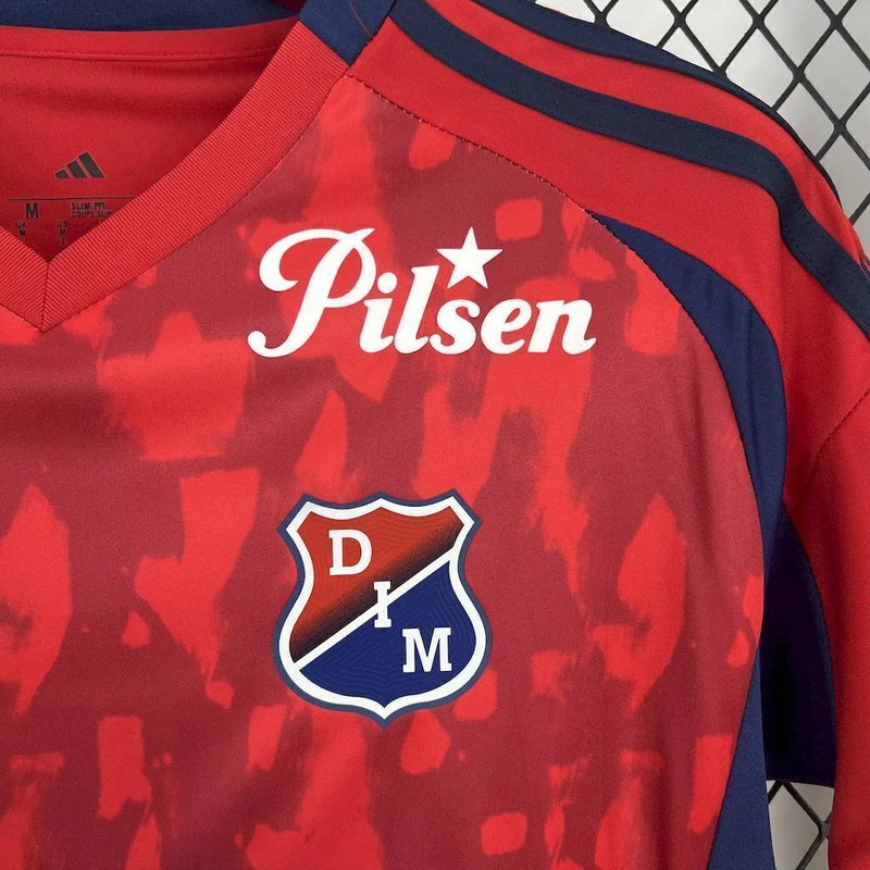 Camisa Independiente Medellín Home I 2024/25 Adidas Torcedor Masculina - modelo vermelho, uniforme principal do clube colombiano, escudo em destaque e design moderno assinado pela Adidas.