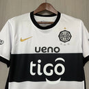 Camisa Olimpia Home I 2025/26 Nike Torcedor Masculina - modelo branco, uniforme principal do clube paraguaio, escudo em destaque e design moderno 