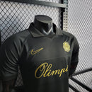 Camisa Olimpia Especial 120 Anos 2022/23 Nike Jogador Masculina - modelo preto com detalhes dourados, edição comemorativa de aniversário do clube paraguaio, escudo em destaque e design exclusivo 