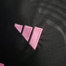 Camisa Inter Miami Away II 2023/25 Adidas Torcedor Masculina - modelo preto, uniforme de visitante do clube norte-americano, escudo em destaque e design moderno 