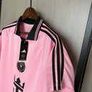 Camisa Inter Miami Home I 2024/25 Adidas Torcedor Masculino - modelo rosa, uniforme principal do clube norte-americano, escudo em destaque e design moderno