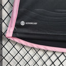 Camisa Inter Miami Away II 2023/24 Adidas Torcedor Feminina - modelo preto, uniforme de visitante do clube norte-americano, escudo em destaque e design moderno assinado pela Adidas.