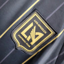 Camisa Los Angeles FC Home I 2024/25 Adidas Torcedor Masculina - modelo preto, uniforme principal do clube norte-americano, escudo em destaque e design moderno assinado pela Adidas.