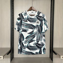 Camisa Newcastle Pré-Jogo 2024/25 Adidas Torcedor Masculina - modelo branco, camiseta de aquecimento da temporada, com escudo em destaque e design moderno que combina conforto e estilo para os torcedores.