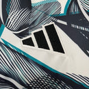 Camisa Newcastle Pré-Jogo 2024/25 Adidas Torcedor Masculina - modelo branco, camiseta de aquecimento da temporada, com escudo em destaque e design moderno que combina conforto e estilo para os torcedores.