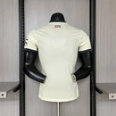 Camisa Manchester United Third III 2024/25 Adidas Jogador Masculina - modelo branco, terceiro uniforme da temporada, com escudo em destaque e design moderno que combina tradição e inovação do clube inglês.