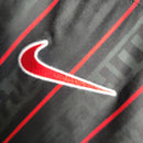 Camisa Liverpool x Lebron James 2023/24 Nike Torcedor Masculina - Preta