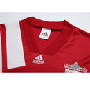 Camisa Liverpool Home I Especial 100 Anos 1982/83 Adidas Retrô Masculina - modelo vermelho, edição comemorativa do centenário do clube, com escudo em destaque e design clássico que celebra a história do Liverpool.