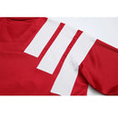 Camisa Liverpool Home I Especial 100 Anos 1982/83 Adidas Retrô Masculina - modelo vermelho, edição comemorativa do centenário do clube, com escudo em destaque e design clássico que celebra a história do Liverpool.