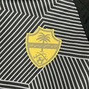 Texto alternativo (alt text):
Camisa Al-Ahli Third (3) 2024/25 Adidas Torcedor Masculina com design moderno em cores contrastantes, escudo oficial estampado e tecido leve com tecnologia Aeroready para alta respirabilidade.

