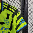 Camisa Arsenal Away II 2023/24 Adidas Torcedor Masculina verde, uniforme reserva Arsenal 23/24, camiseta futebol Arsenal, modelo torcedor, cor verde