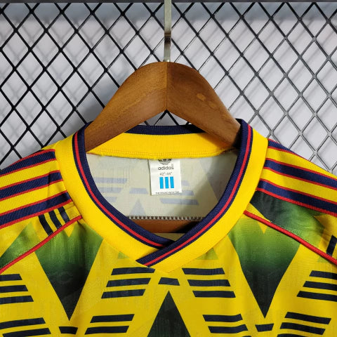 Camisa Arsenal Banana Away II 1992/93 Adidas Retrô Masculina amarela e verde com padrão clássico e design histórico.