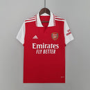 Camisa Arsenal Home I 2022/23 Adidas Retrô Masculina vermelha com detalhes clássicos e escudo aplicado.