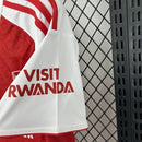 Camisa Arsenal Home I 2025/26 Adidas Torcedor Masculina vermelha com detalhes brancos e dourados, escudo bordado e tecnologia AEROREADY.