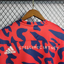 Camisa Arsenal Pré-Jogo Edição Especial 2022/23 Adidas Torcedor Masculina vermelha com estampa exclusiva e tecido leve AEROREADY.