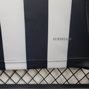 Texto alternativo (alt text):
Camisa Atlético Mineiro Home (1) 2025/26 Adidas Torcedor Masculina preta e branca com escudo oficial bordado, design clássico e tecido respirável com tecnologia Aeroready.

