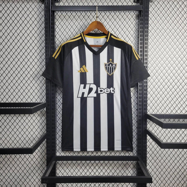 Texto alternativo (alt text):
Camisa Atlético Mineiro Home (1) 2025/26 Adidas Torcedor Masculina preta e branca com escudo oficial bordado, design clássico e tecido respirável com tecnologia Aeroready.

