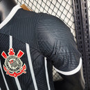 Camisa Corinthians away II 2023 2024 Nike jogador masculina preta com escudo em alto-relevo e tecnologia Dri-FIT ADV