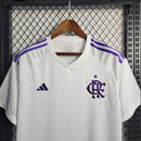 Camisa Flamengo Goleiro 2023/24 Adidas Torcedor Masculina branca com tecnologia AEROREADY e escudo do Flamengo aplicado.