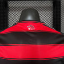 Camisa Flamengo Home 2025/26 Adidas Jogador Masculina vermelha e preta com tecnologia HEAT.RDY e modelagem player.
