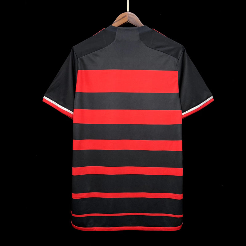 Camisa Flamengo Home I 2024/25 Adidas Torcedor Masculina preta e vermelha com escudo bordado e gola careca