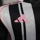 Camisa-juventus-jogador-2025-2026-home-adidas-masculina-masculino-listrada-preta-preto-e-branco-branca-detalhes-rosa-compre-ja-presente-serie-a-campeonato-italiano