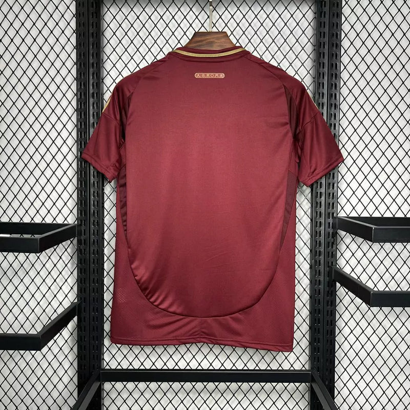 "Camisa Roma Home I 2024/25 Adidas Torcedor Masculina vermelha e amarela com escudo bordado e logo Adidas"