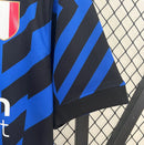 Camisa Inter de Milão Home I 2024/25 Nike Torcedor Masculina nas cores preta e azul, uniforme leve e respirável com tecnologia Dri-FIT, ideal para jogos, treinos e torcedores Nerazzurri."