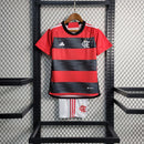 kit infantil flamengo home 2023 24 adidas com camisa e short nas cores vermelha e branca