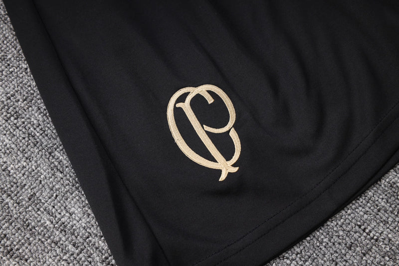 Kit treino Corinthians Nike 2023/24 com regata preta e short preto, modelo usado pelos jogadores do timão nos treinoss