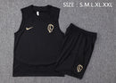 Kit treino Corinthians Nike 2023/24 com regata preta e short preto, modelo usado pelos jogadores do timão nos treinoss