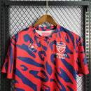 Camisa Arsenal Pré-Jogo Edição Especial 2022/23 Adidas Torcedor Masculina vermelha com estampa exclusiva e tecido leve AEROREADY.