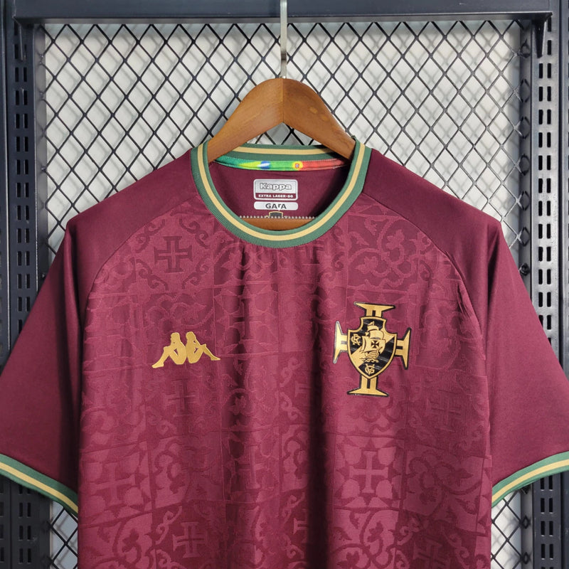 Camisa Vasco da Gama Goleiro 2022/23 Kappa Masculina vinho, manga longa, detalhes da marca Kappa nas mangas e escudo do clube bordado no peito"