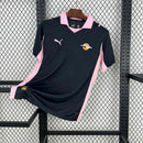 Camisa torcedor masculina do Palermo modelo Away 2025/26 Puma, preta com detalhes em rosa e escudo retrô bordado.