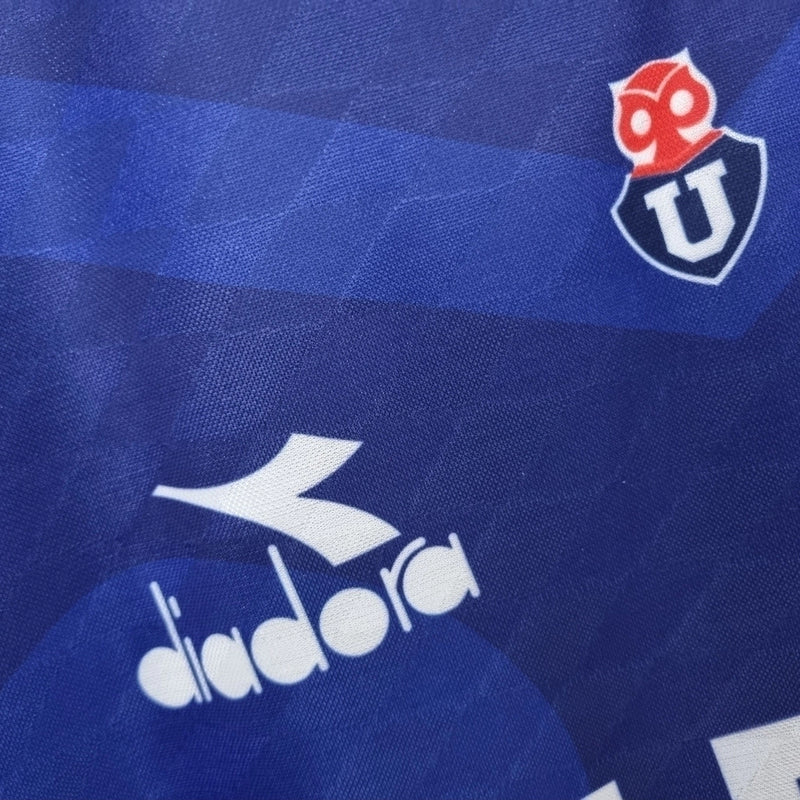 Camisa Universidad de Chile Home I 1996/97 retrô masculina azul, gola e mangas clássicas, design histórico anos 90, perfeita para torcedores e colecionadores de futebol chileno"