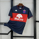 Camisa Tigre Home I 2025/26 Kappa Torcedor Masculina azul com escudo bordado, tecido leve e respirável, design moderno para torcedores do Club Atlético Tigre.