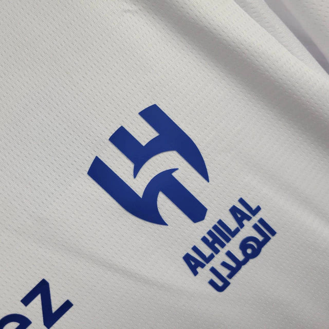 Camisa Al-Hilal (2) Away 2025/26 Puma Torcedor Masculina com escudo oficial bordado e logo da Puma, modelo de visitante do clube de futebol saudita.